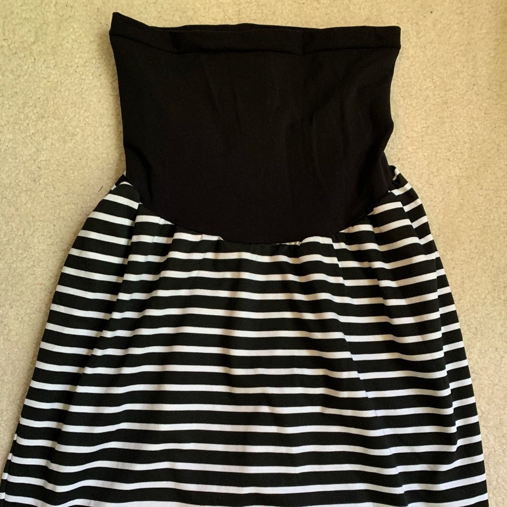 NWOT Striped maternity skirt